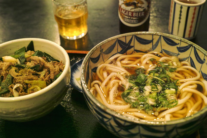 鍋焼きうどんとその他の内容量の比較