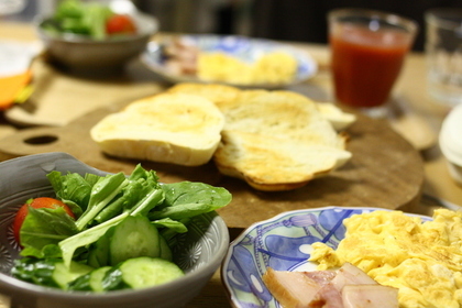 朝食