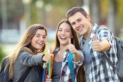 3人の学生